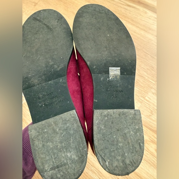 Stuart Weitzman Owen Suede Buckle Loafer In Cranberry